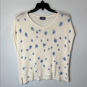 Wooden Ships Sweater White‎ & Blue Floral Sleeveless V-Neck in Size S/M  EUC